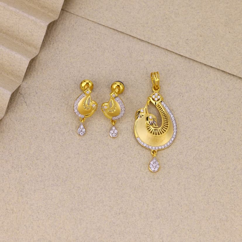 Zorenthia Pendant Set 9KT