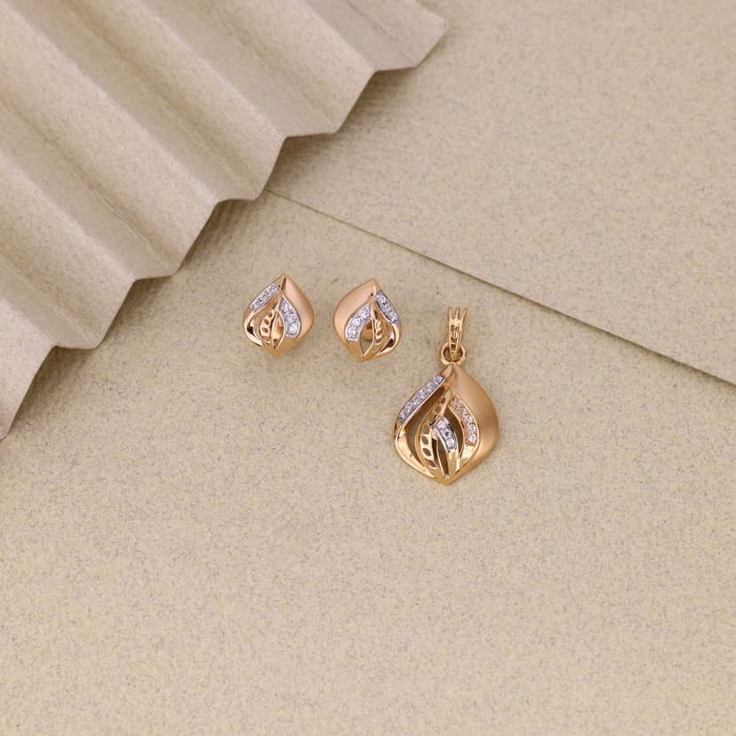 Evorielle Pendant Set 18KT