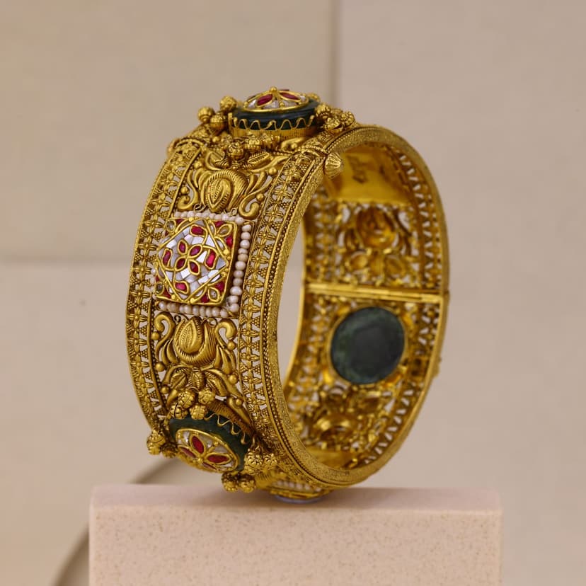Padmavallika Heritage Kada 22KT