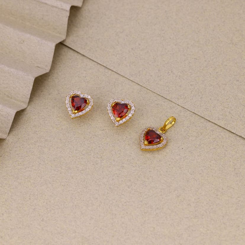 Lumerique Heart Pendant Set 18KT