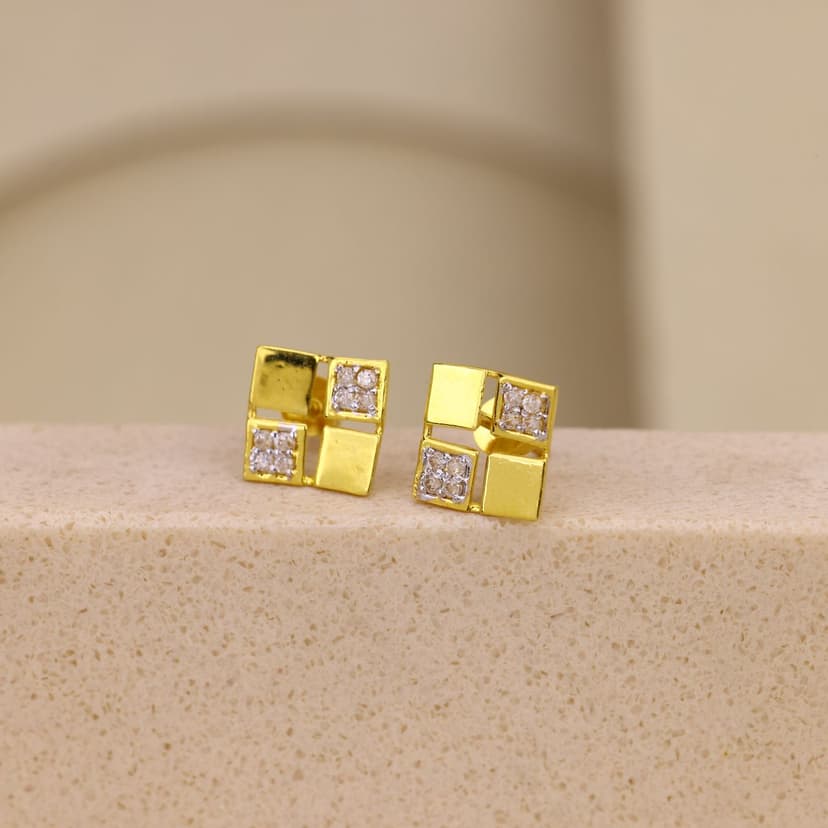Cadrienne Open Grid Earrings 18KT