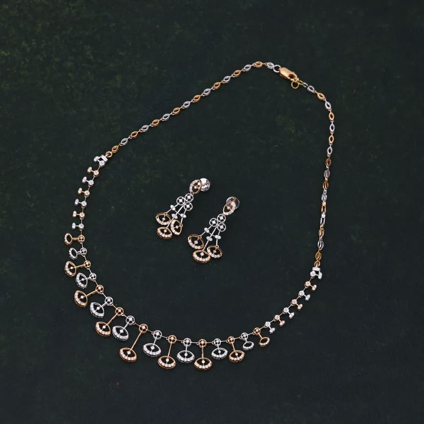 Noverelle Lab Diamond Necklace 18KT