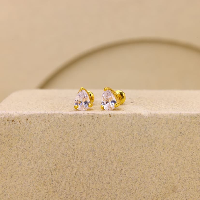 Elové Pear Stud 22KT