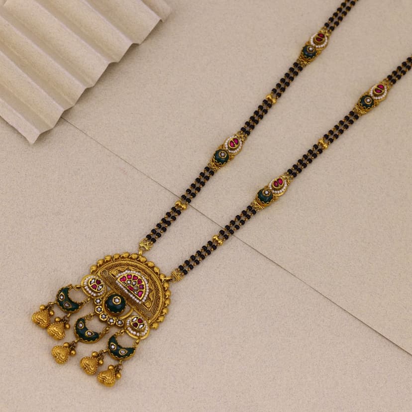 Harichandra Heritage Mangalsutra 22KT