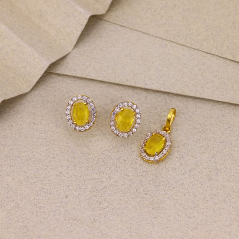 Yeloria Oval Elegance Pendant Set 22KT