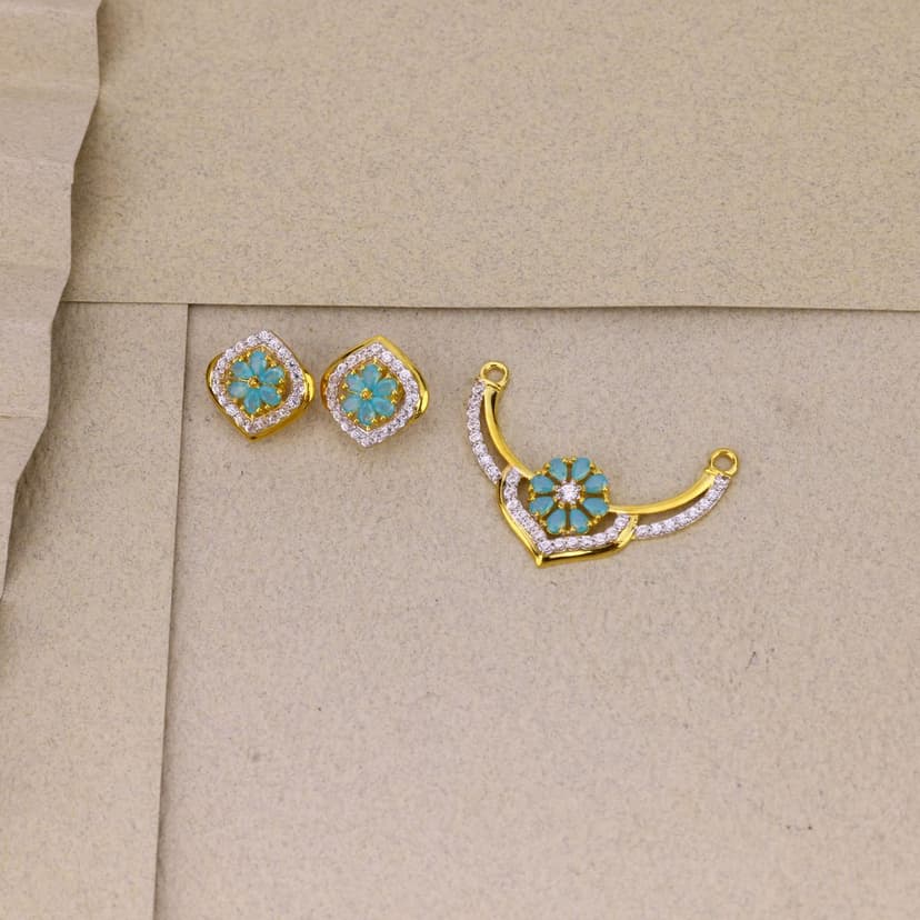 Turavelle Floral Crest MS Pendant Set 22KT