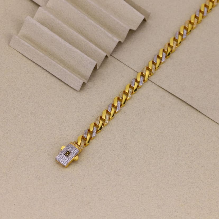 Oryntor Signature Link Bracelet 22KT