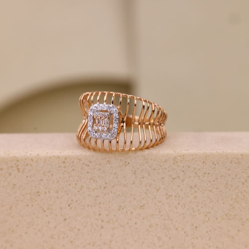 Luméva Cluster Ring 18KT