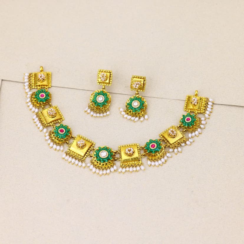Pravika Antique Necklace 22KT