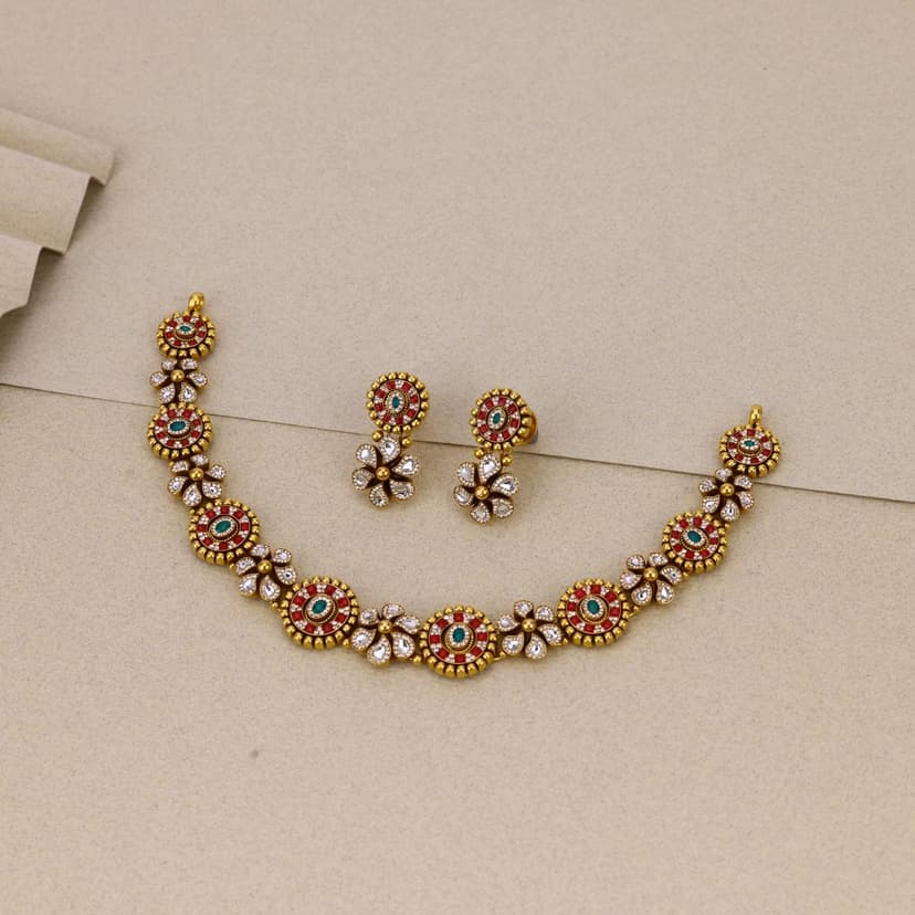 Rājāmr̥ta Pushpamaṇi Antique Necklace 22KT