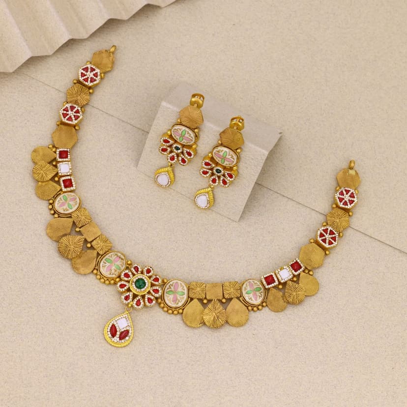 Mrinalini Antique Necklace 22KT