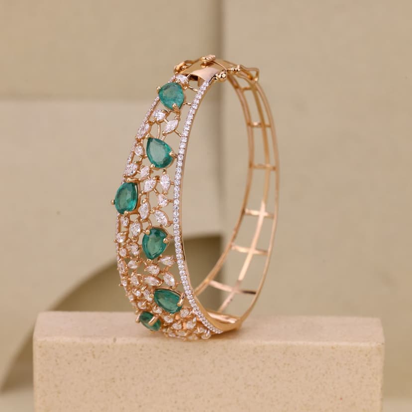 Veradelle Kada 18KT