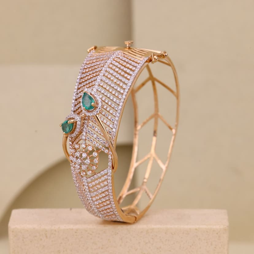 Elmireza Kada 18KT