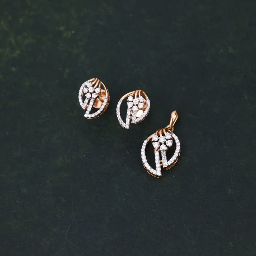 Liorvyn Real Diamond Pendant Set 14KT