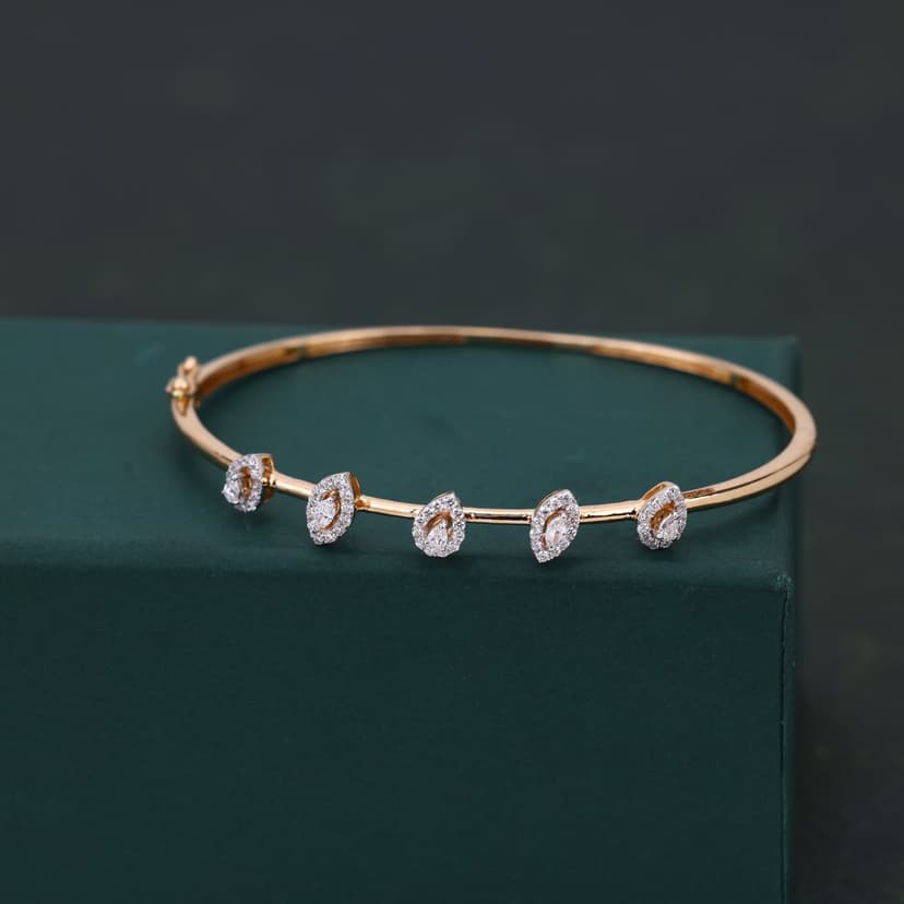 Marvexa Real Diamond Kada 14KT
