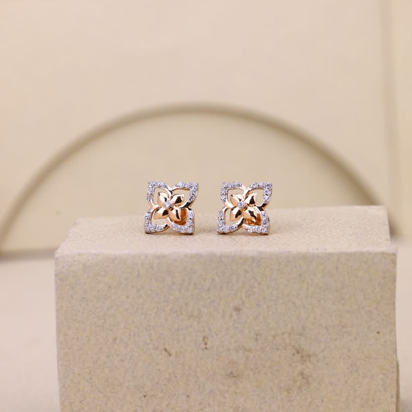 Petalorea Earrings 18KT