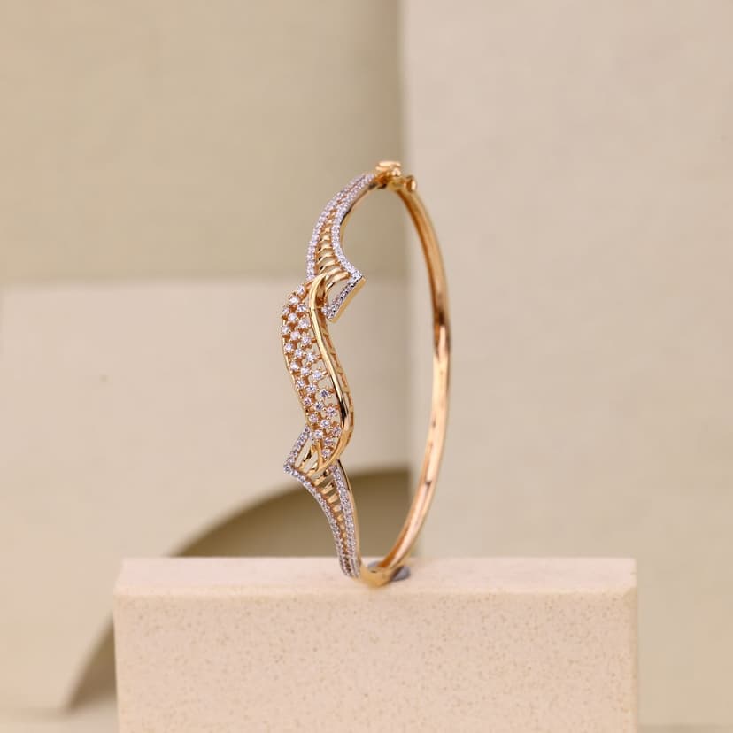 Neravique Kada 18KT