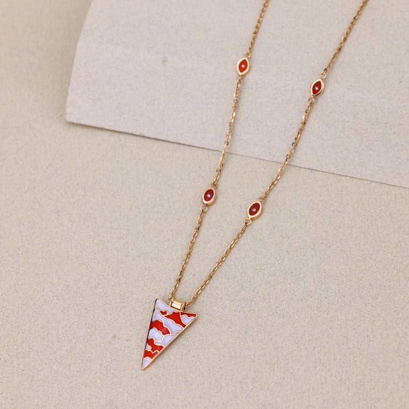 Elarvella Chain 18KT