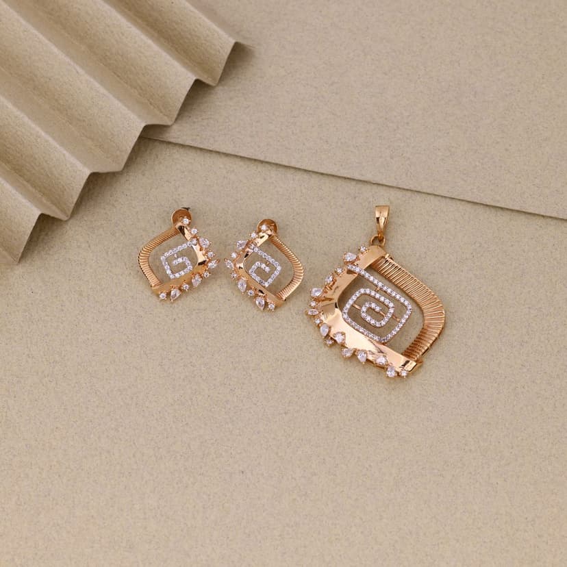 Cavellisse Spiral Lattice Pendant Set 18KT