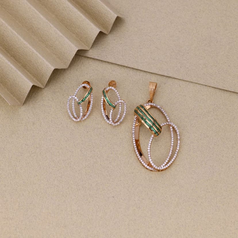 Rivessara Verde Interlace Pendant Set 18KT