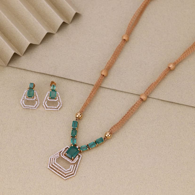 Zavelline Verde Panel Necklace Set 18KT