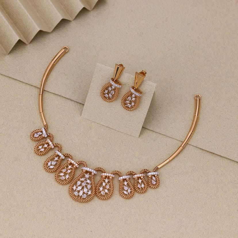 Zavellora Dropvine Necklace 18KT