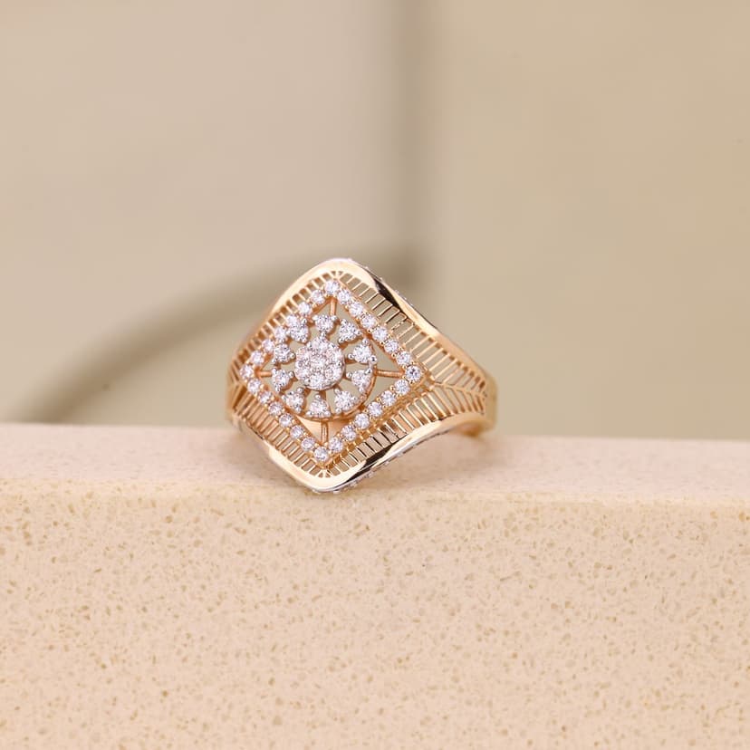 Sorellune Petal Frame Ring 18KT