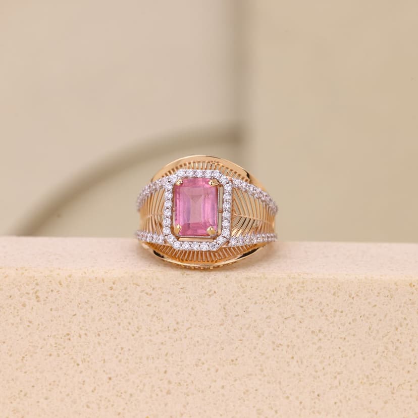 Orzavienne Rosaline Crest Ring 18KT