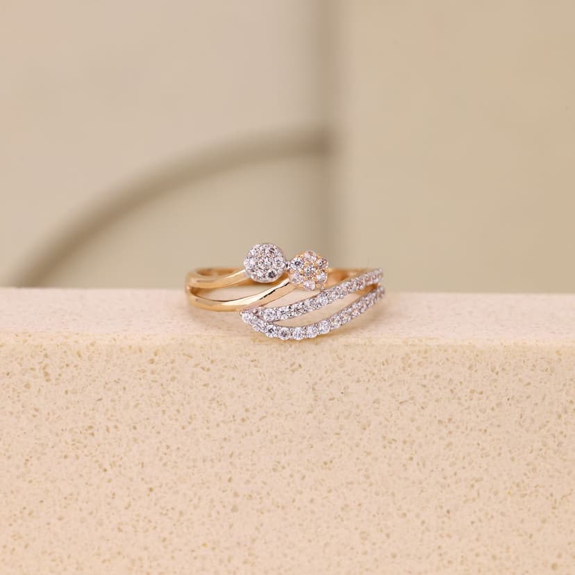 Velarissa Twin Petal Ring 18KT