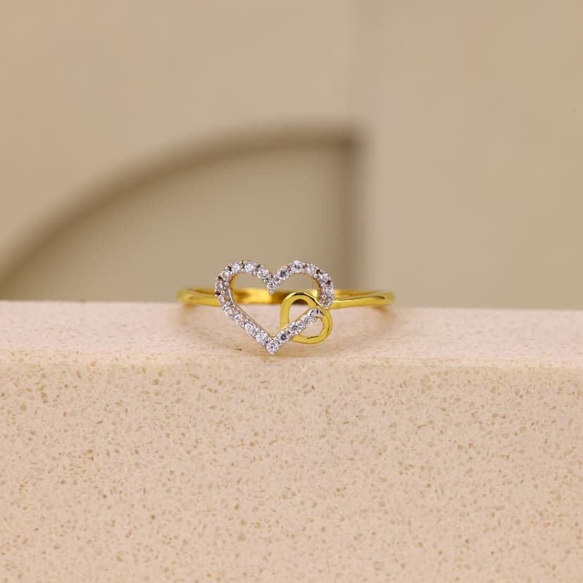 Yvarelle Loopheart Ring 22KT