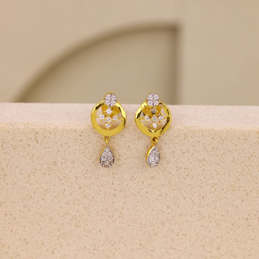 Avessora Swirlora Earrings 22KT