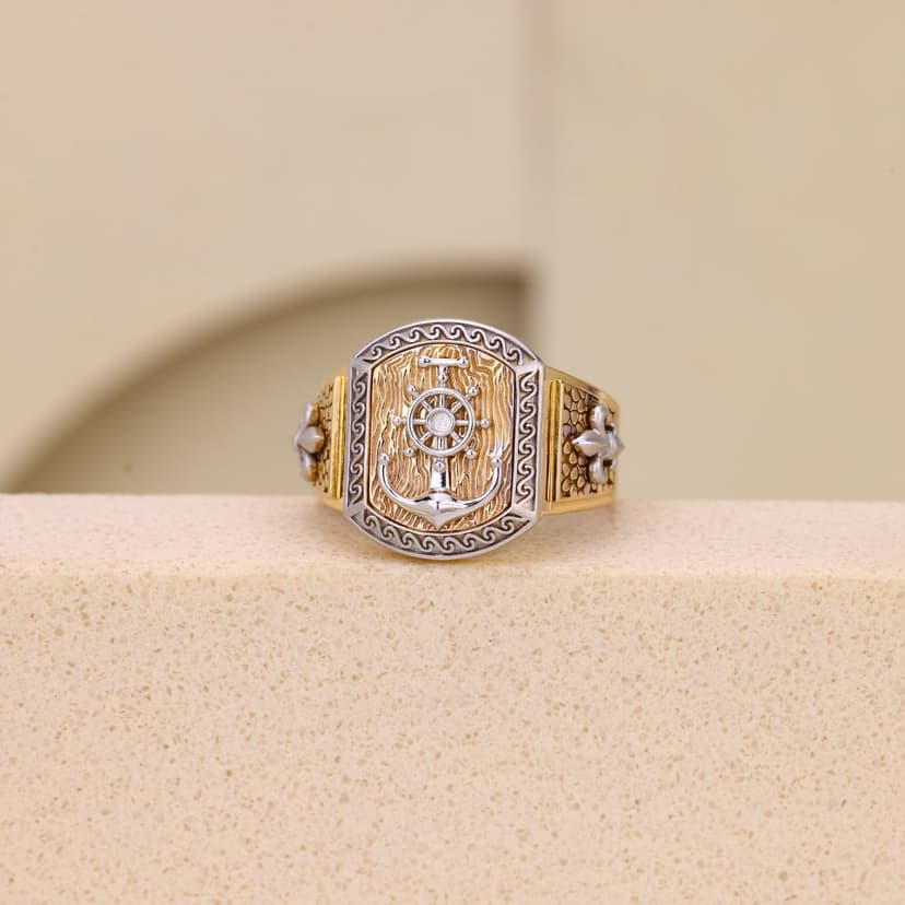 Calverion Wheelcrest Ring 18KT