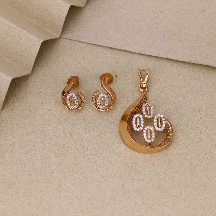 Elyzora Pendant Set 18KT