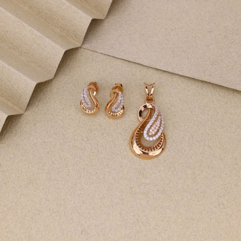 Mirevoria Pendant Set 18KT