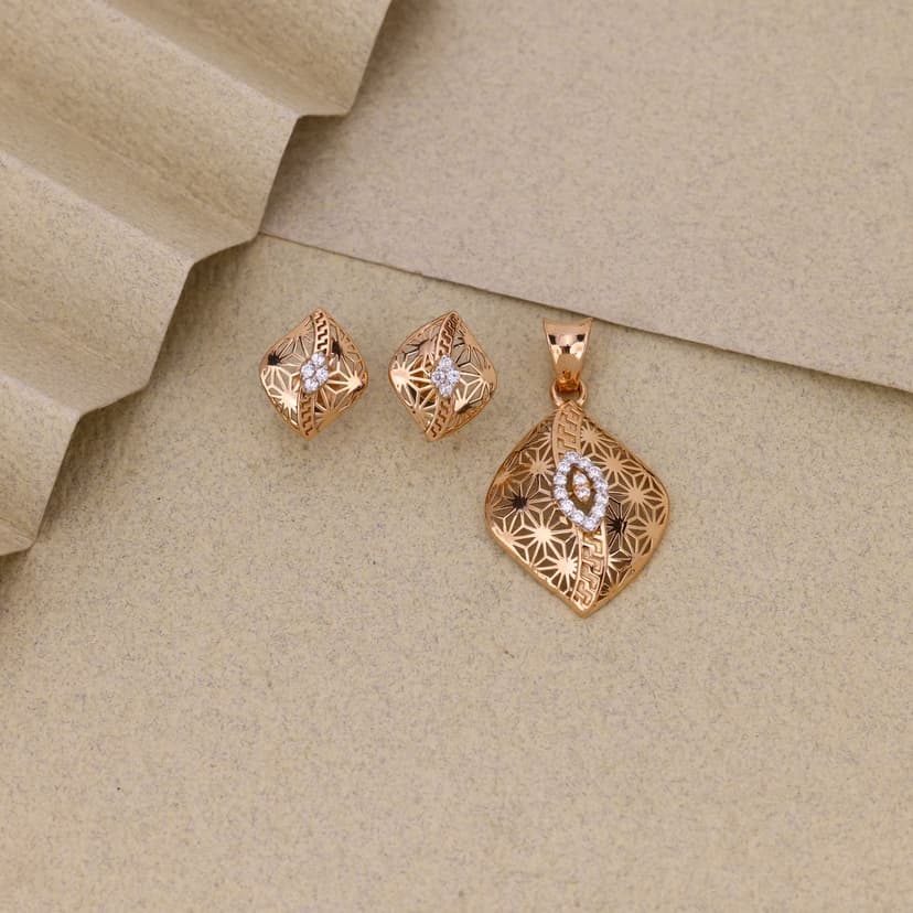 Cavirelle Pendant Set 18KT