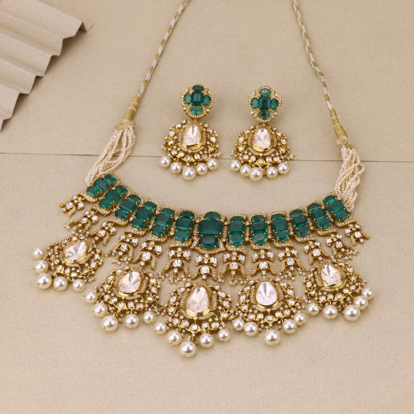 Emeravienne Victorian Necklace 18KT