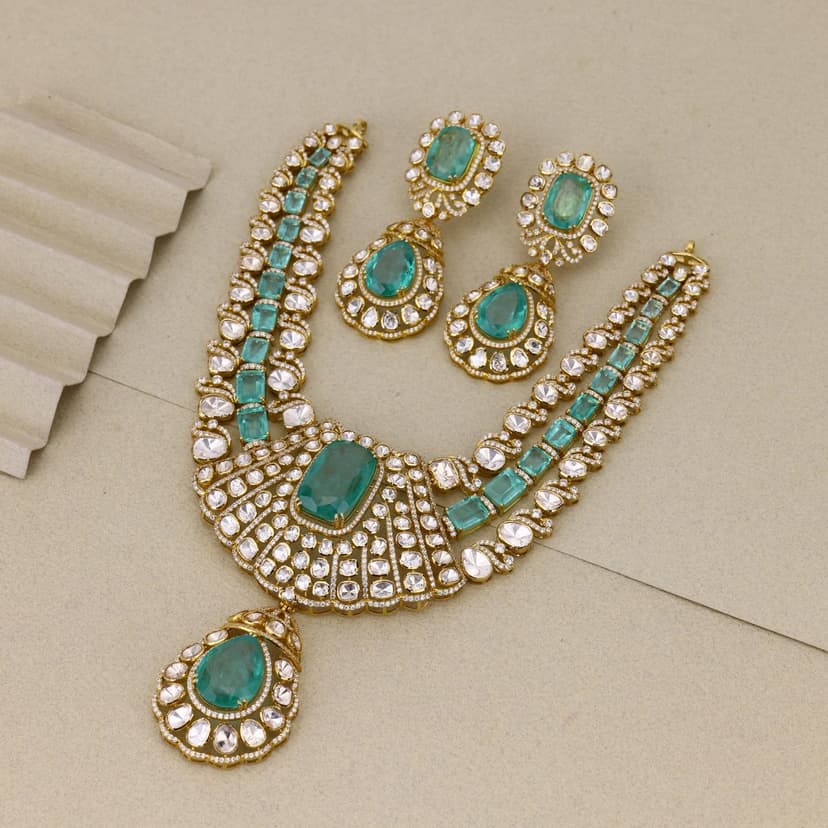 Emerelora Victorian Necklace 18KT