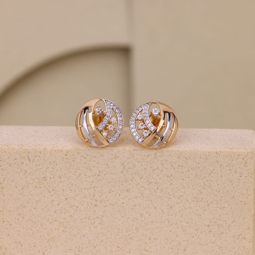 Élanoré Stud Earrings 18KT