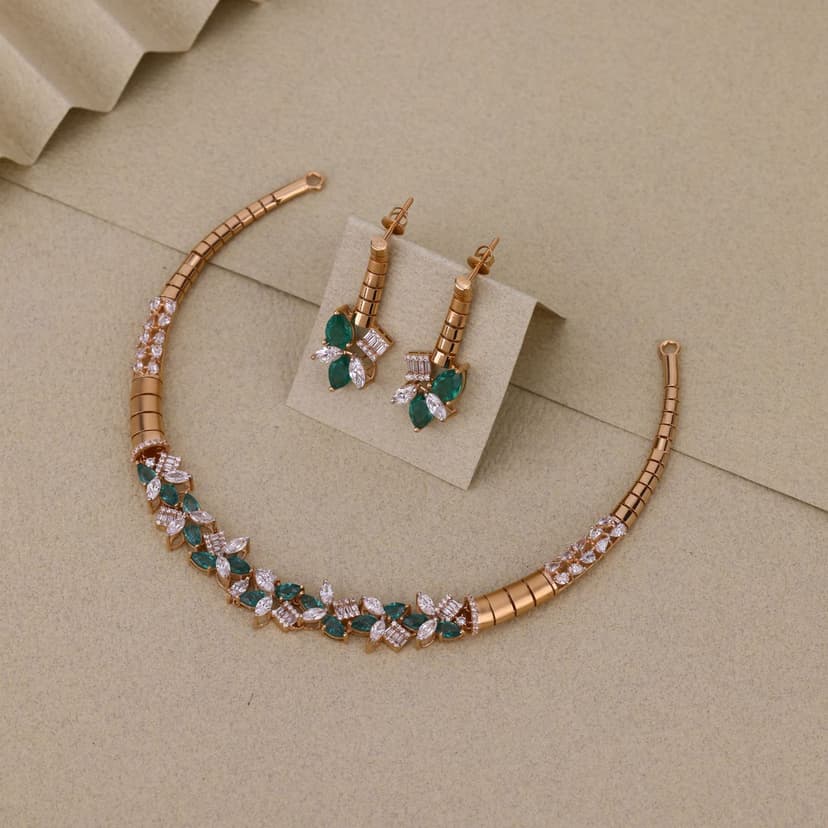 Sylmara Leafglide Necklace 18KT