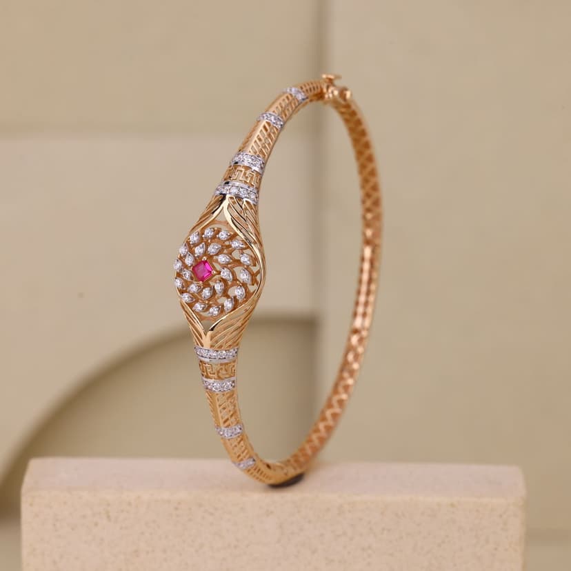 Demerelle Pinkfloret Kada 18KT